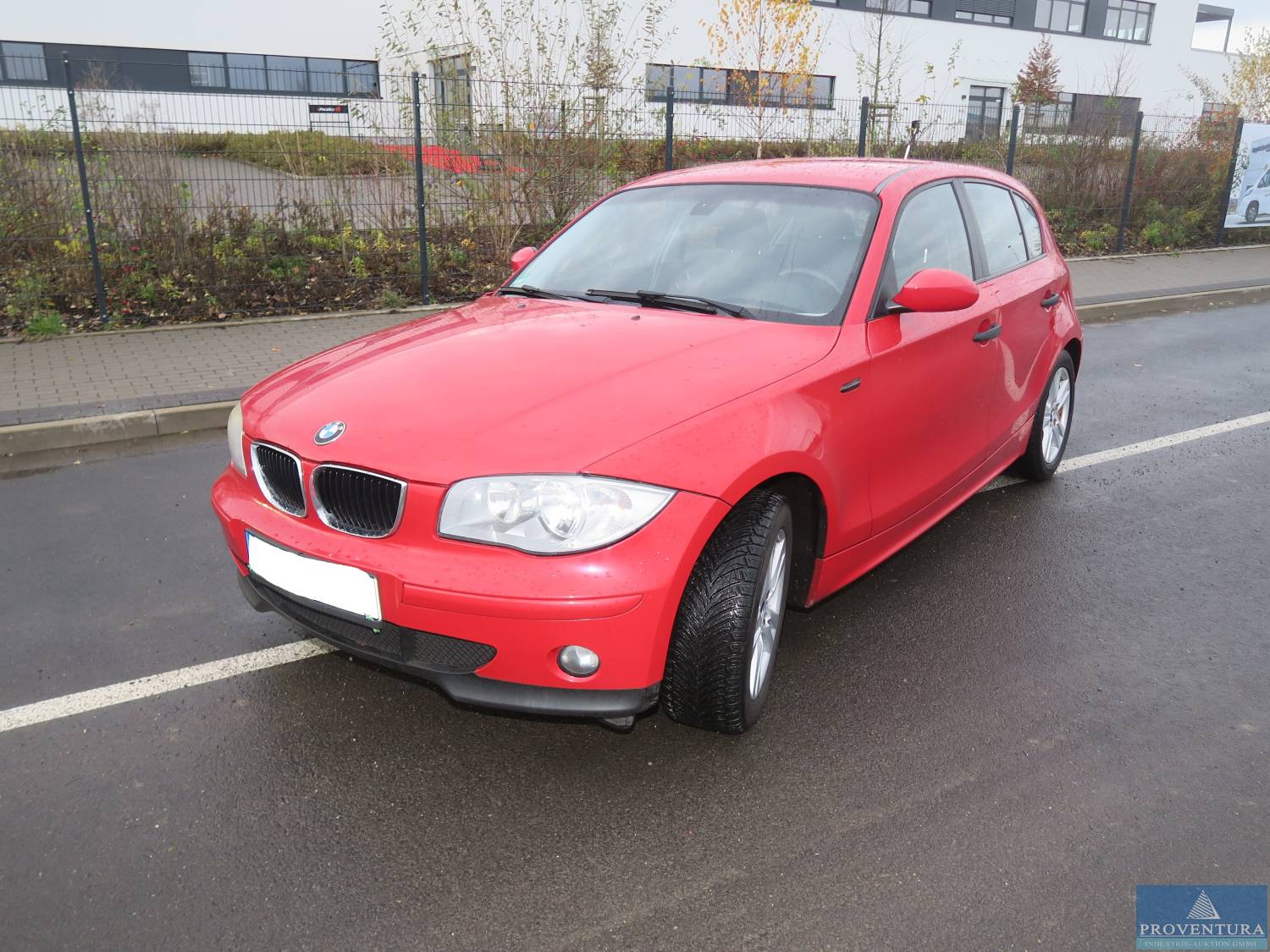 Fahrzeug-Auktion: BMW 116i, EZ. 2006, 175.000 km