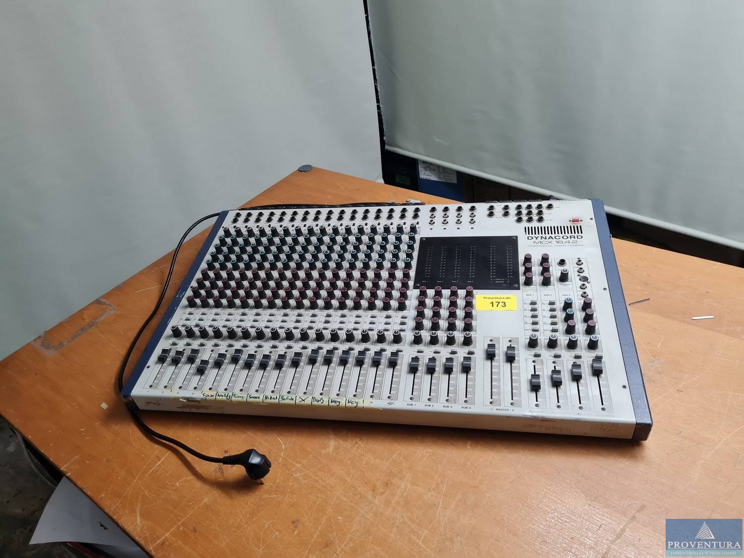 Mischpult DYNACORD MCX 16.4.2 mit Harting Multicore Anschluss