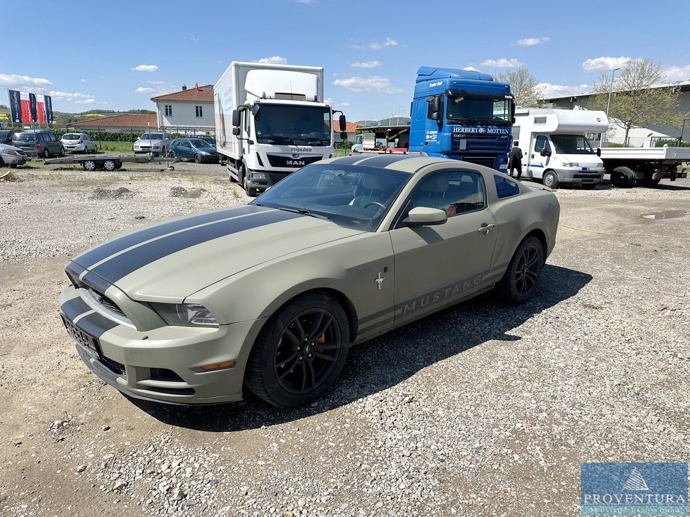 Aus Insolvenz: Ford Mustang 3.7 V6 Automatik, 304 PS, EZ 2014, 135.000 km, Leder, Klimaautomatik