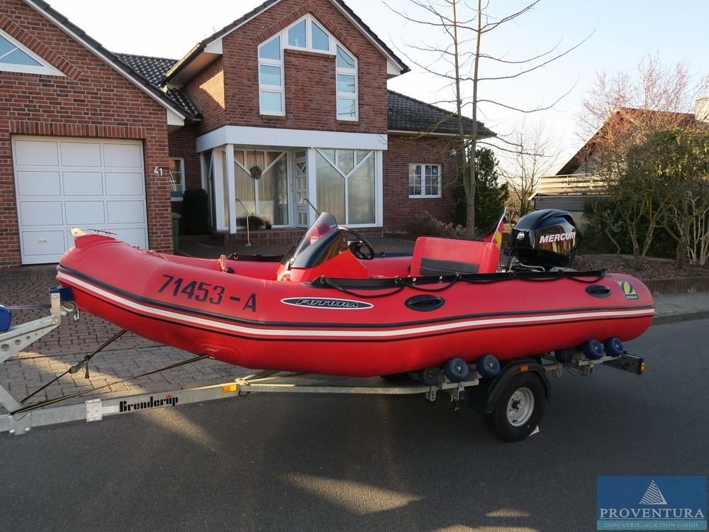 Versteigerung: Schlauchboot ZODIAC Futura Mark II, Bj. 2009, 40 PS Mercury Außenborder, Trailer, umfangreiches Zubehör, nur 106 Bh, sehr gepflegt
