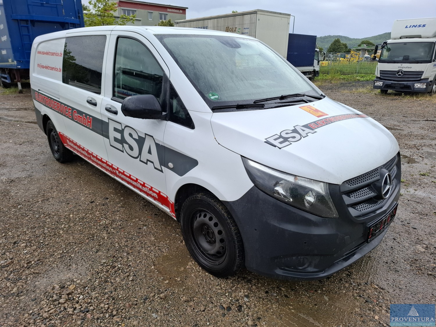 Aus Insolvenz: Lkw VW Caddy 1.6 TDi und Lkw Doka geschlossener Kasten MERCEDES-BENZ Vito 116 CDi