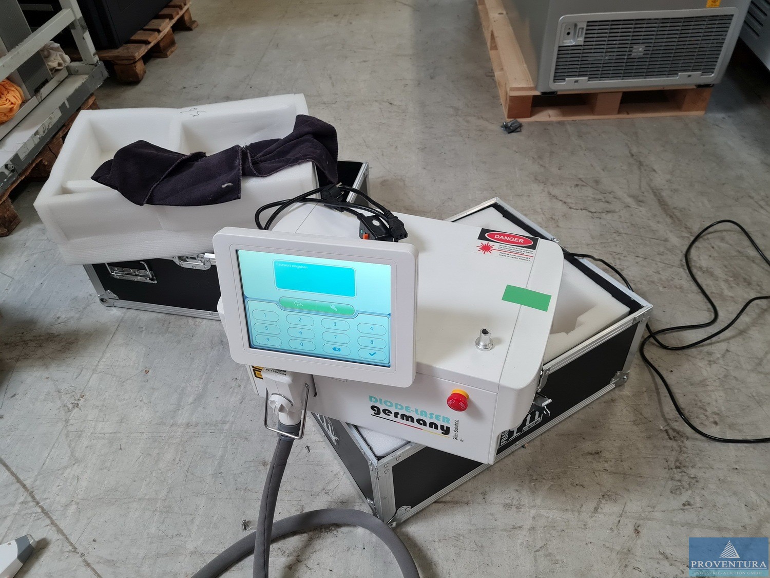 aus Leasing: Haarentfernungslaser SHR GERMANY MD808 Pro Baujahr 2022 angeschafft für ca. 14.900 € netto, Beautygerät 2x WIRBELSCANNER Spinalmouse, 1x Luftreiniger VPLUS Habitat (IN-EX)