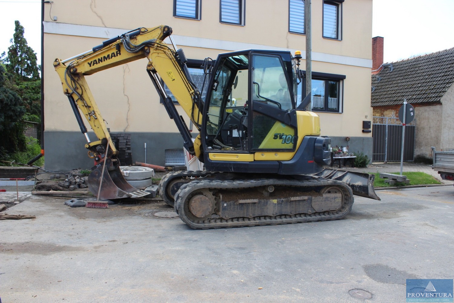 aus Insolvenz Kompaktbagger YANMAR SV100-2A-2PB Bj. 2020 2.624 Bh