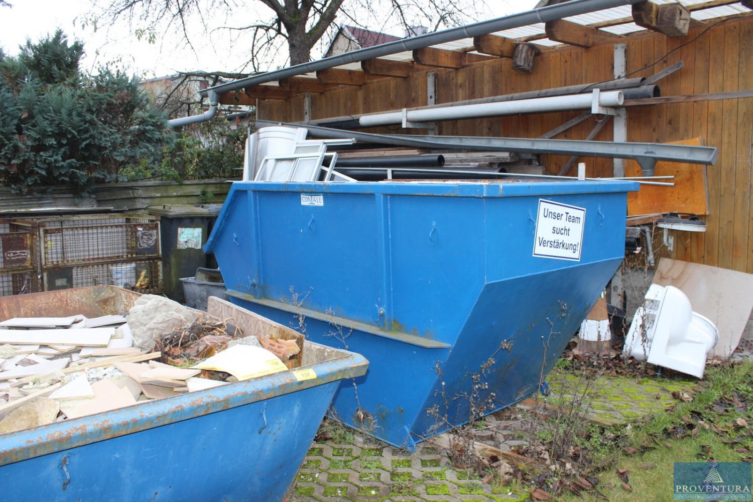 Insolvenzversteigerung 59 Pos. Heizung-Sanitär 2 Absetzcontainer, Werkzeuge, Material