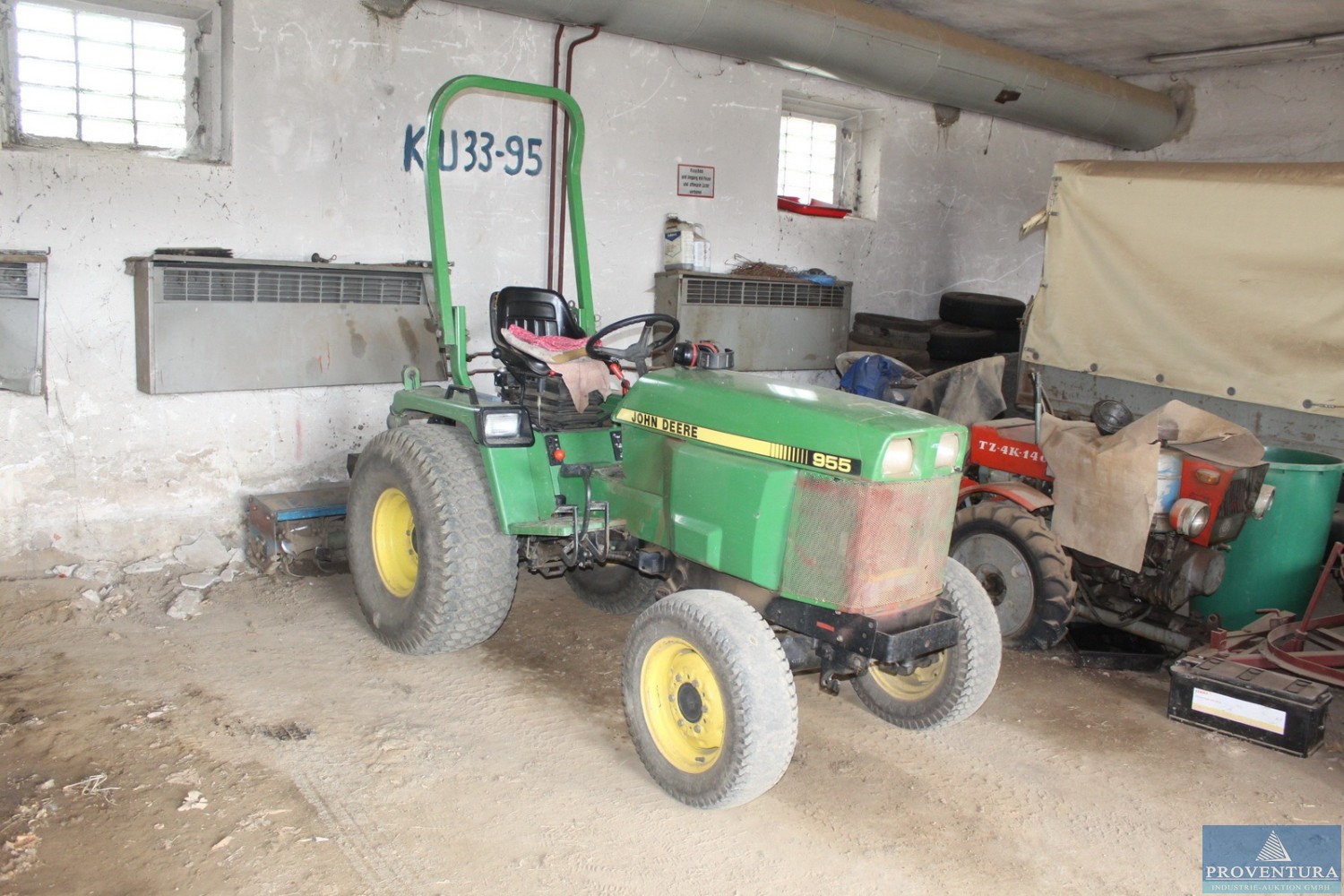 Insolvenzversteigerung Landmaschinen, 25 Positionen, Traktoren TZ 4K 14C + JOHN DEERE 955, Bagger T174, Anbaugeräte, Anhänger, Multicar, etc.