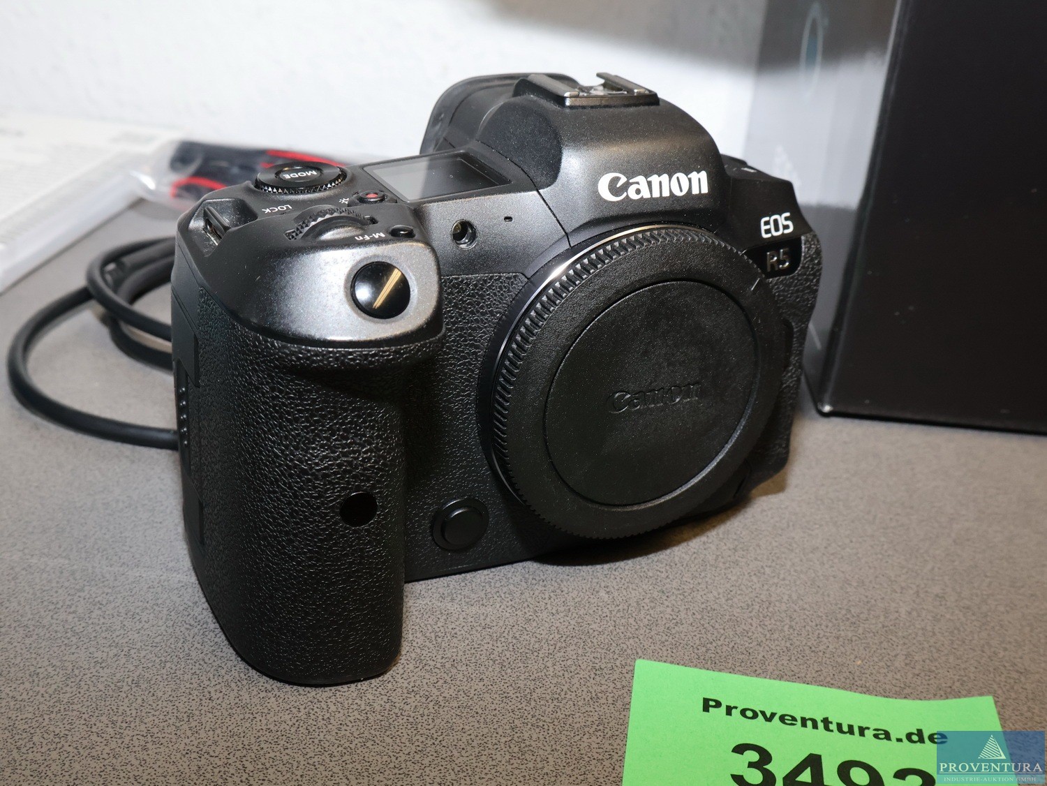 Aus Leasing: System Digitalkamera aus Fotostudio CANON R5 DS126838