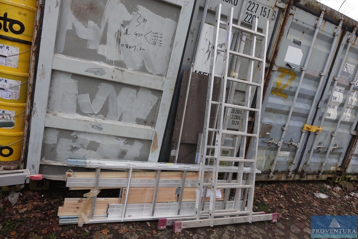 Insolvenzversteigerung Inventar aus Bauunternehmen: Gerüstteile, Baustützen, Handkwerkzeuge Makita, etc. - niedrige Startpreise!