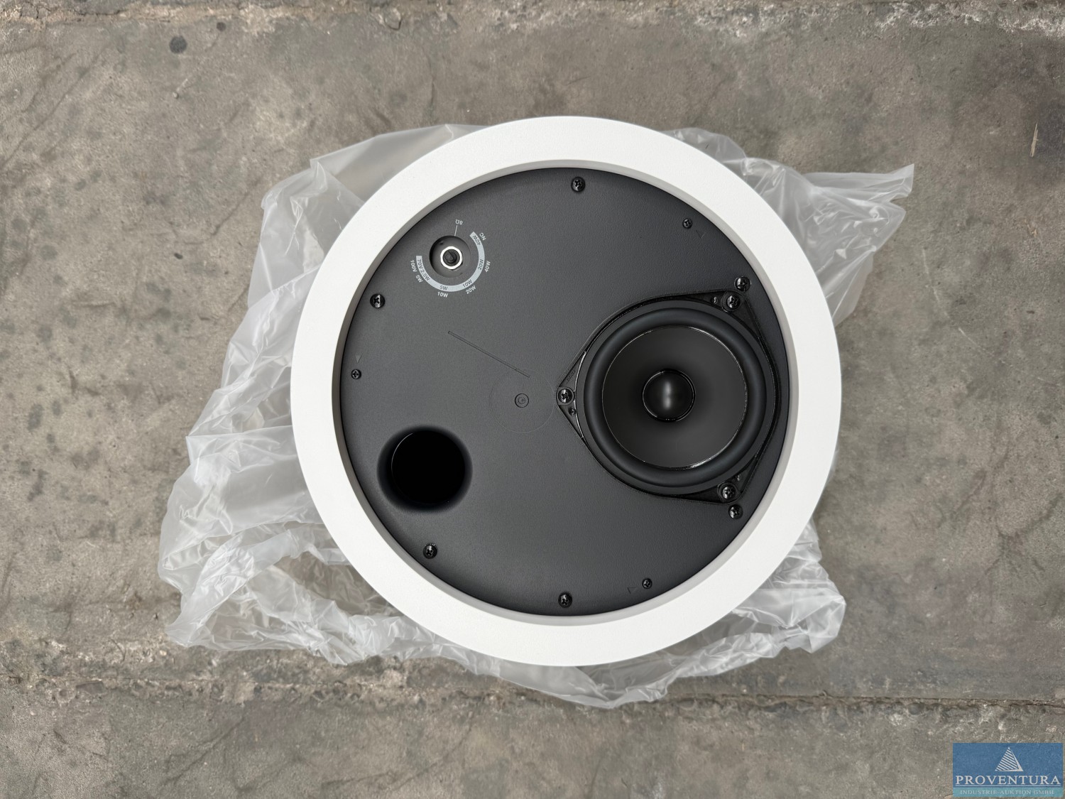 Versteigerung: 49 Einbau-Lautsprecher BOSE FreeSpace DS 40F