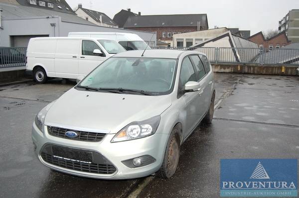 PKWs Ford Focus Turnier 2.0 u. Ford Fiesta Titanium 1.4, 42579 Heiligenhaus