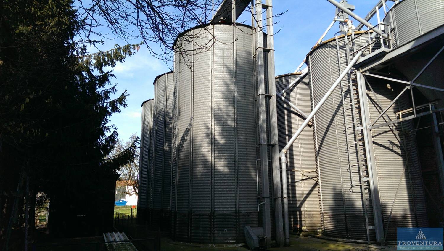 Getreidesilo zur Demontage Proventura OnlineAuktion
