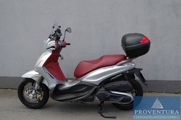 Roller PIAGGIO Beverly 350 Sport Touring ABS, 42579 Heiligenhaus