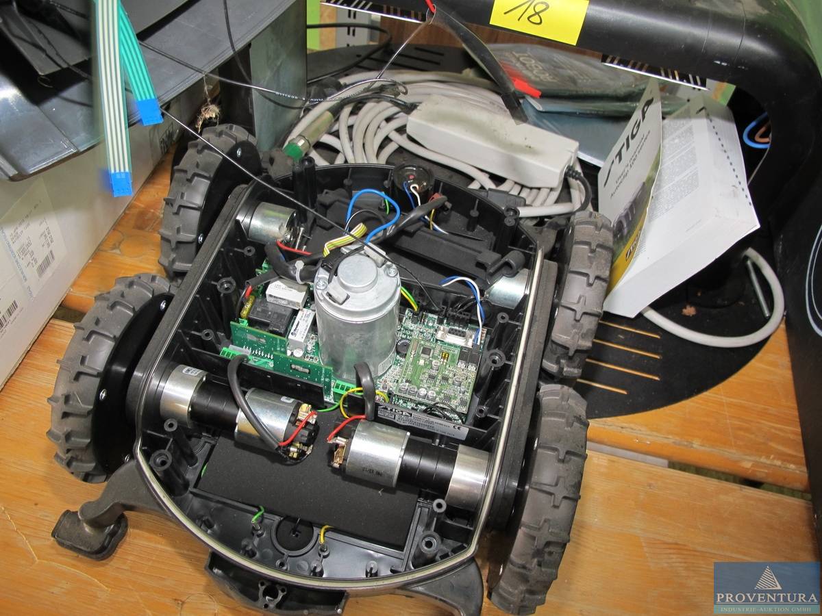 RoboterRasenmäher STIGA Autoclip 145 4WD