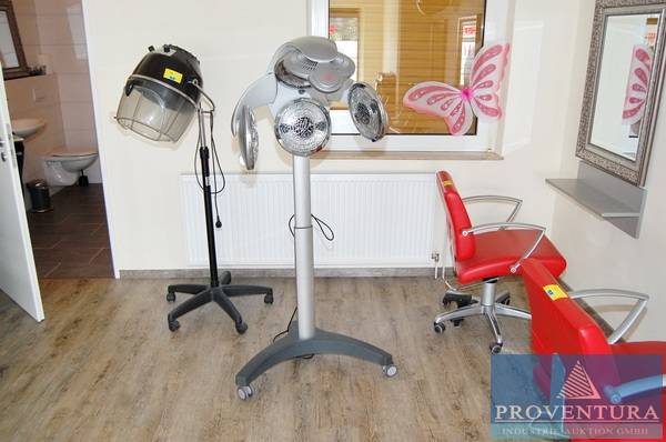 Nachverkauf aus dem Inventar eines Friseurs, 49477 Ibbenbüren u. 49509 Recke