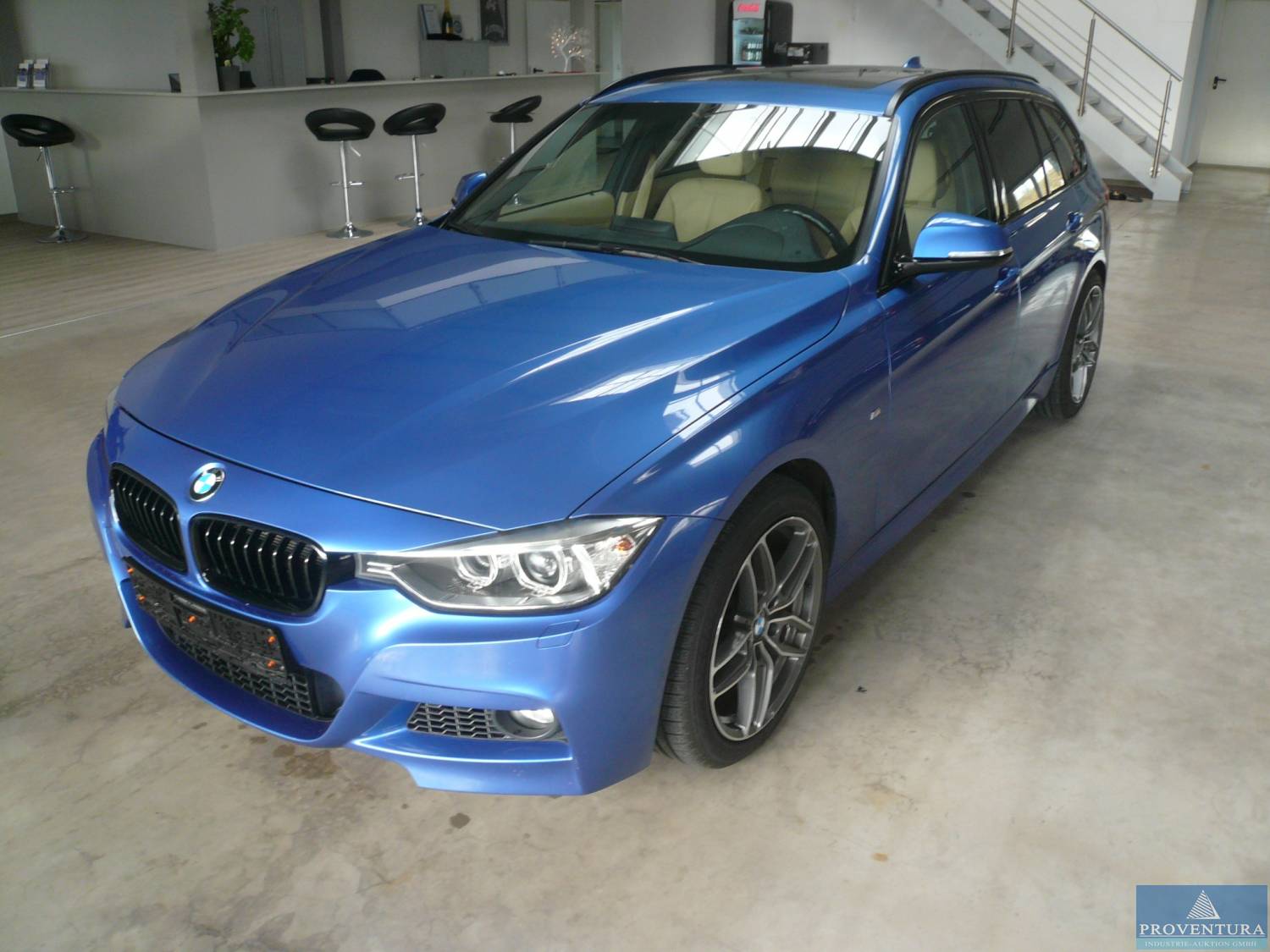 PKW Kombi BMW 325d