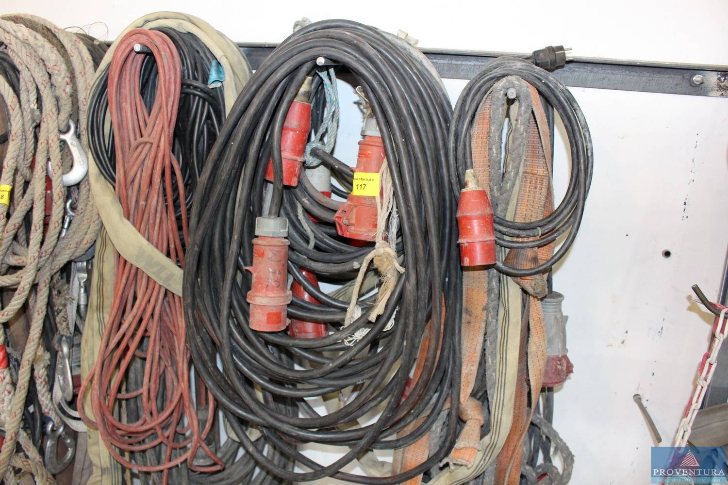 Kabel ca. 4 St. 380 V