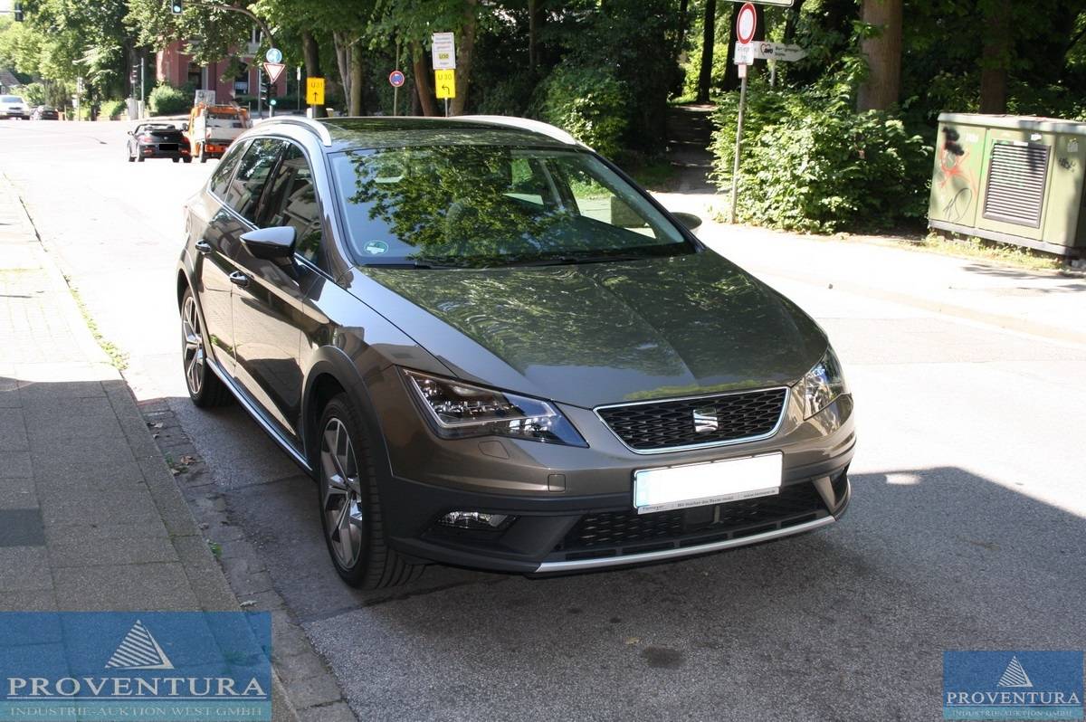 PKW SEAT Leon ST (Kombi) X-Perience 2.0 TDI 4-Drive, 42579 Heiligenhaus