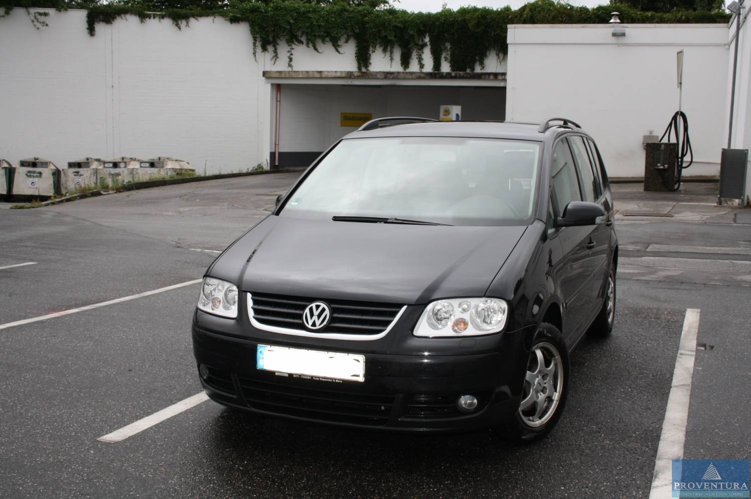 PKW VW Touran 2.0 TDI DSG Trendline, 45277 Essen