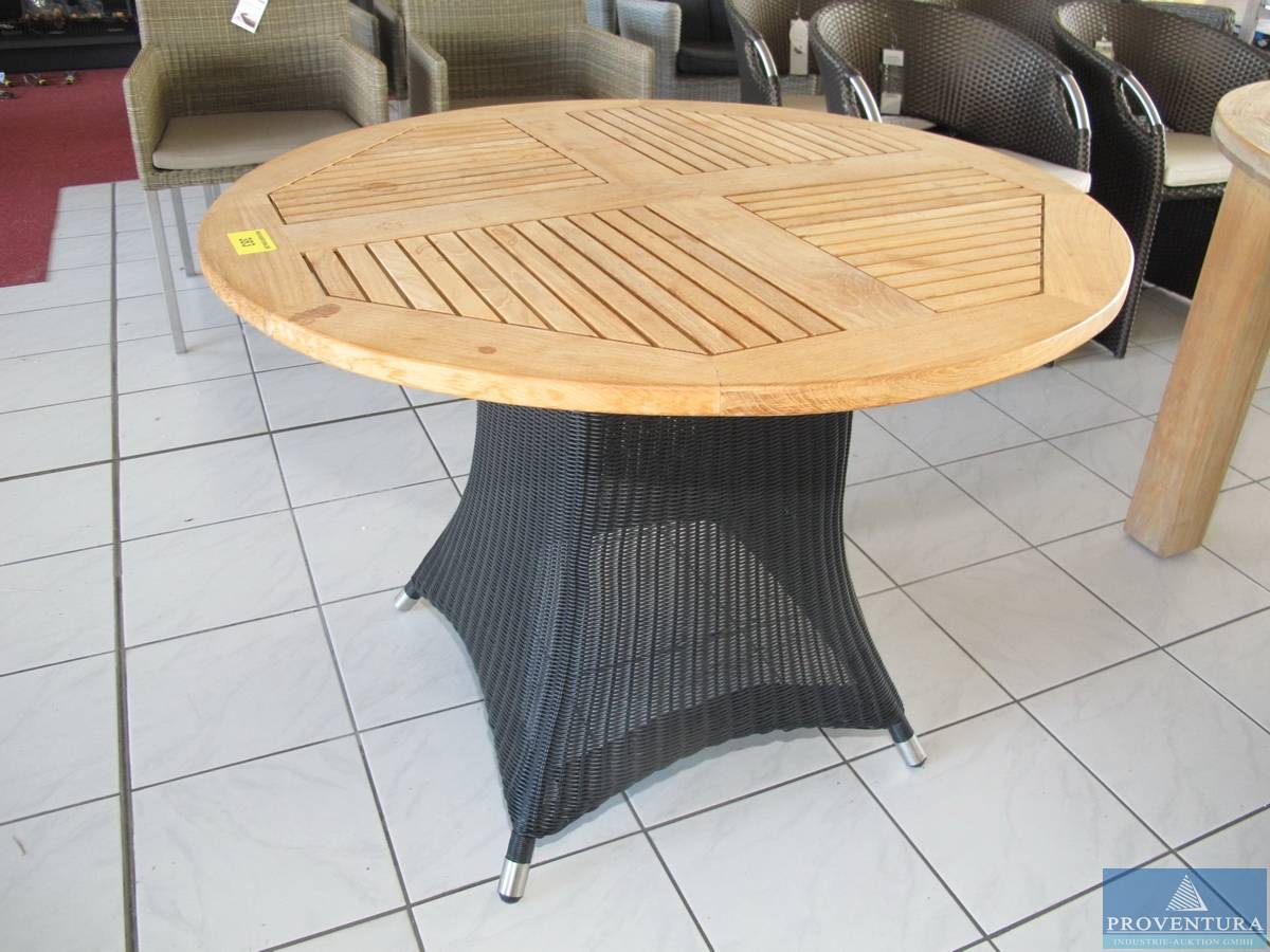 Gartentisch Korbgeflecht/Holz | Proventura Online-Auktion