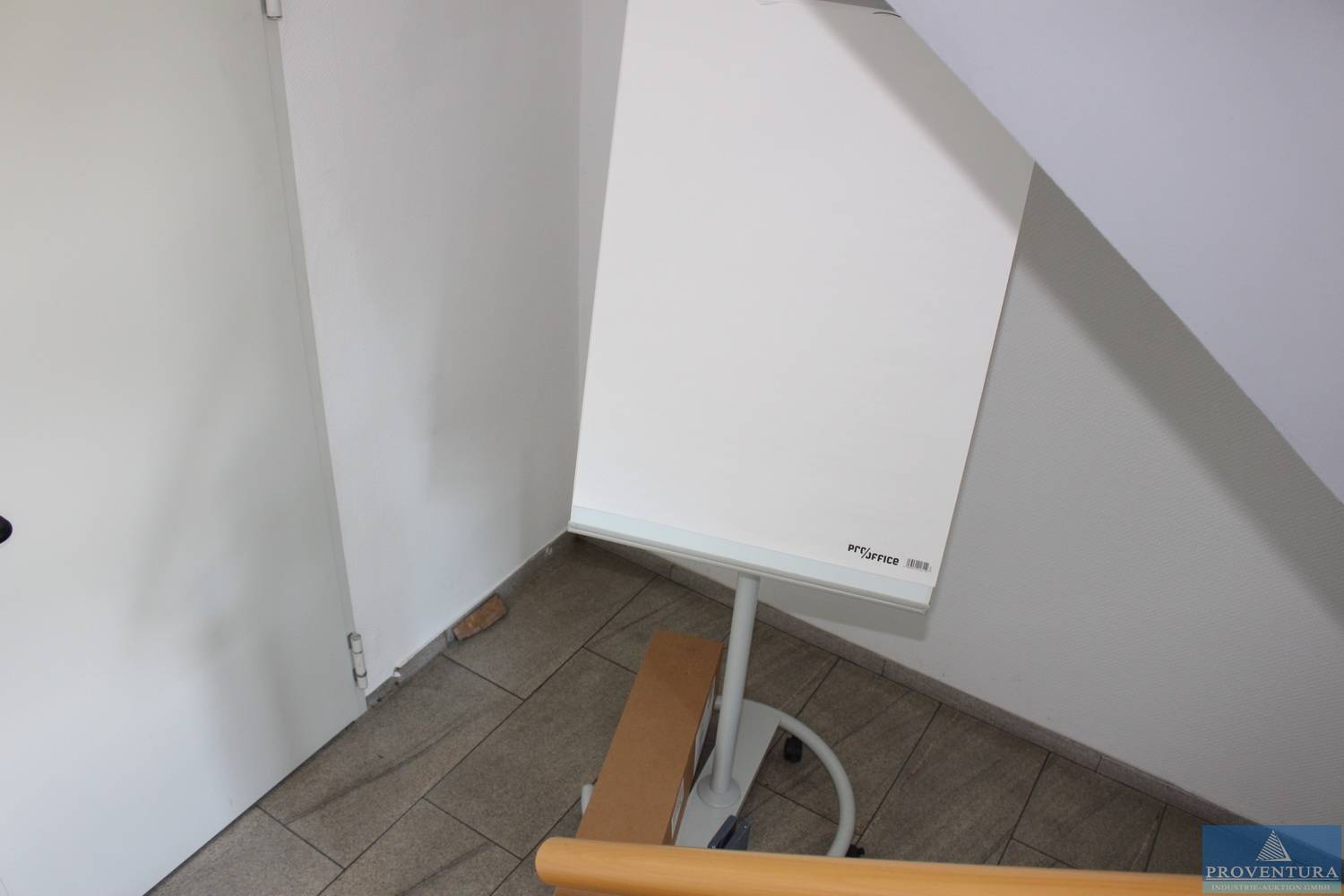 200 Pos. Lagertechnik, Büromöbel, Metallschleiferei, Entfettungsanlagen etc. Raum 59xxx Menden