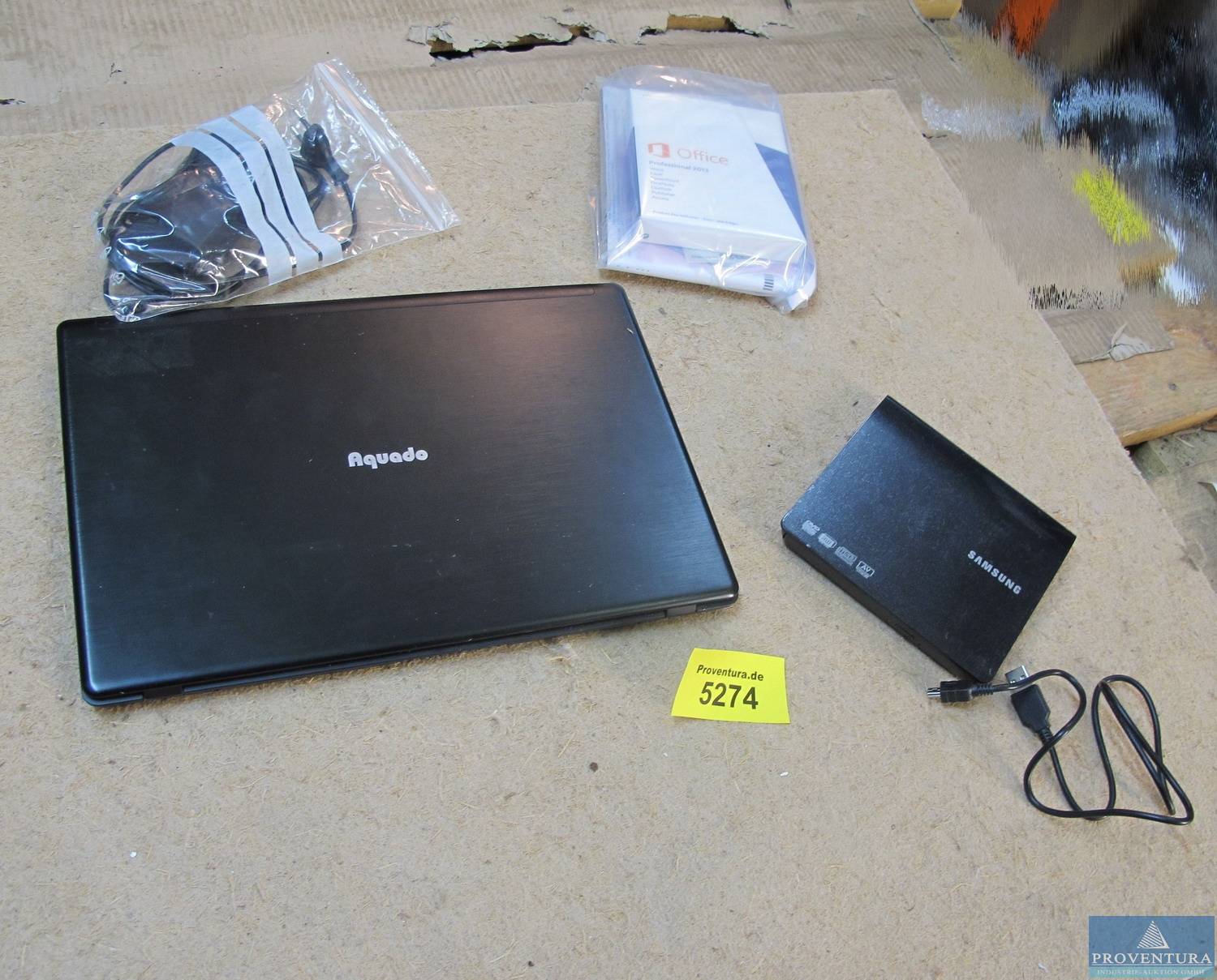 Notebook AQUADO X300V Proventura OnlineAuktion