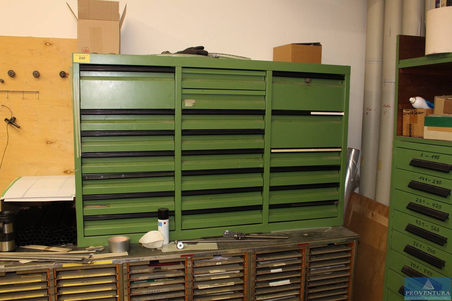 Schubladenschrank Metall