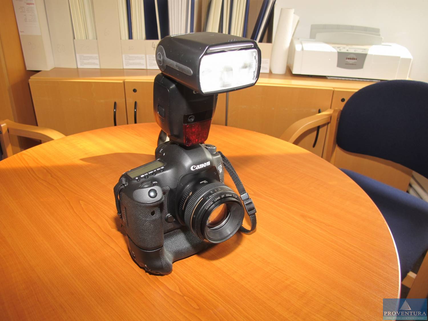 Fotoausrüstung Canon, SLR-Digitalkamera-Body EOS 5D Mark III, Blitz Speedlite 600 EX-RT
