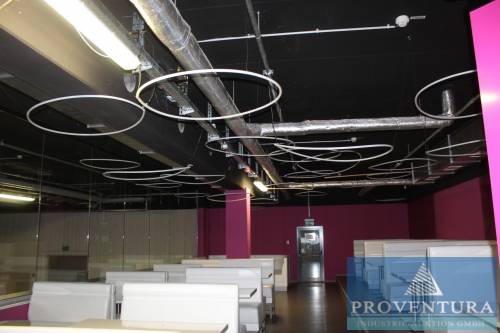 Versteigerung LED-Lichtanlage mit Lichtsteuerung aus Diskothekt, 06406 Bernburg – 06406 Bernburg – 07.03.2022 – 09:30:00 – Feedzy