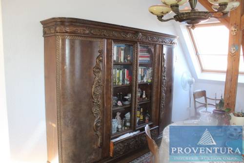 Aus Nachlass: Herrenzimmer-Einrichtung, Standuhr, Lampen, Teppiche, etc.  – 18437 Stralsund – 14.03.2022 – 09:00:00 – Feedzy