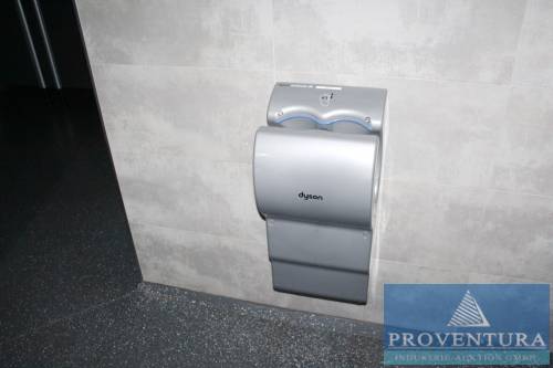 aus Insolvenz 2 Händetrockner DYSON Airblade, bereits abgebaut – 06108 Halle Saale – 31.03.2022 – 10:00:00 – Feedzy