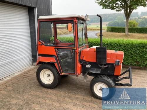 Versteigerung: Kommunaltraktor HAKO Hakotrac 3500, EZ 1994, 2.086 Bh., Reifen neu, aus Privatbesitz