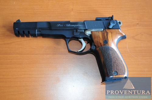 aus Nachlass Pistole WALTHER P88 Champion mit WS cal.22 lr, Gewehr ANSCHÜTZ 20072013