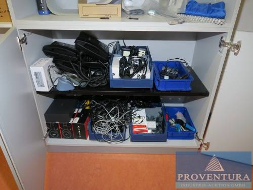 EDV-Zubehör: div. Netzwerkkabel