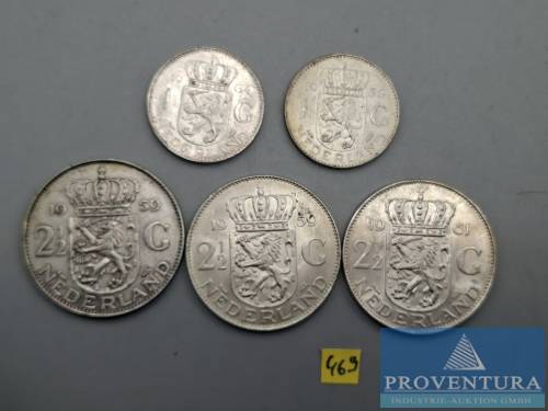 Silver coins Netherlands 2x 1 Gulden + 3x 2 1/2 Gulden silver .720 gross weight 6.50 gr