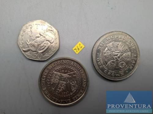 Pièces de circulation Île de Man 1 Crown Coupe du monde 1982 KM92 25 Pence Noces d'argent 1972 KM 25 50 Pence Moto 1981 KM83